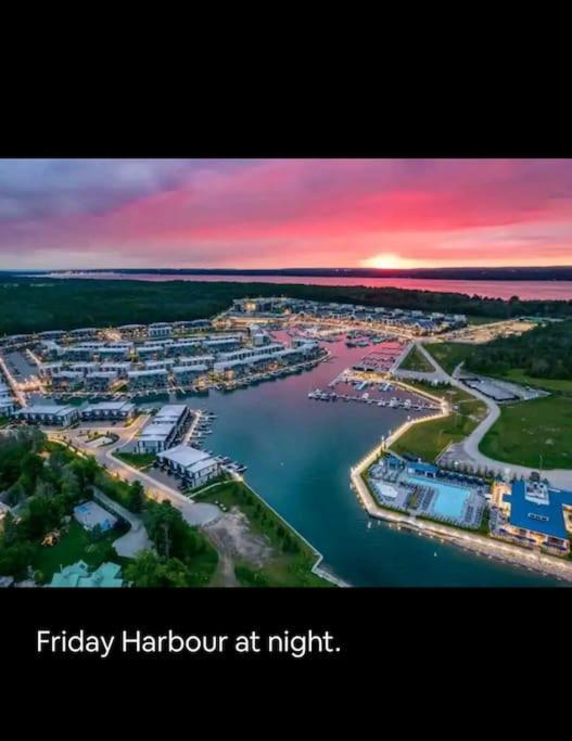 Cozy South View Suite Overlooking The Nature Trail Innisfil Экстерьер фото