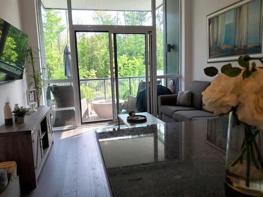 Cozy South View Suite Overlooking The Nature Trail Innisfil Экстерьер фото